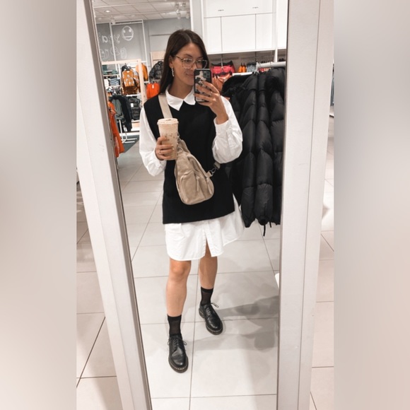 HELLO, I’m Angela! 🌻 - Picture 9 of 12